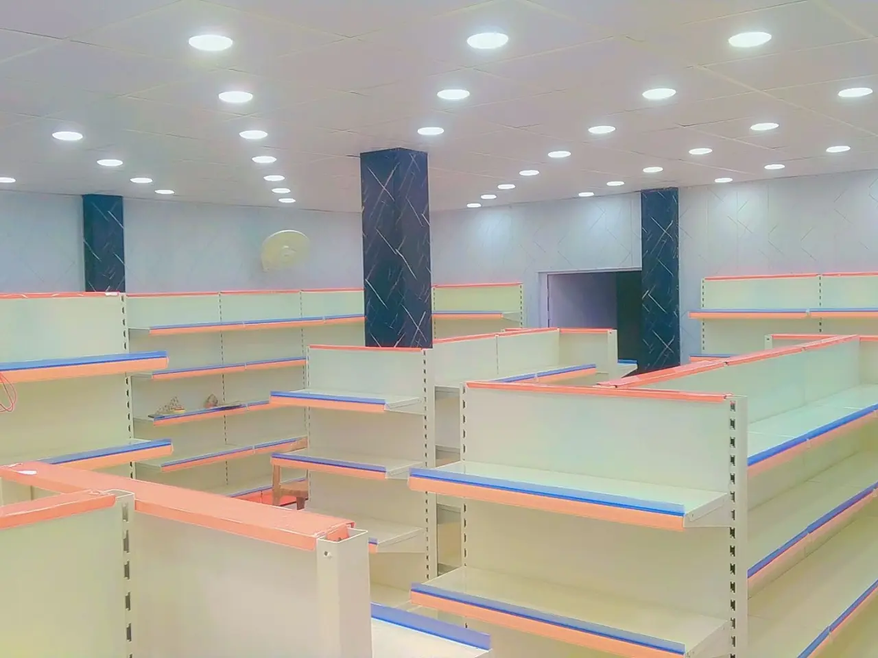 376085876_display  racks installation kanpur4.webp